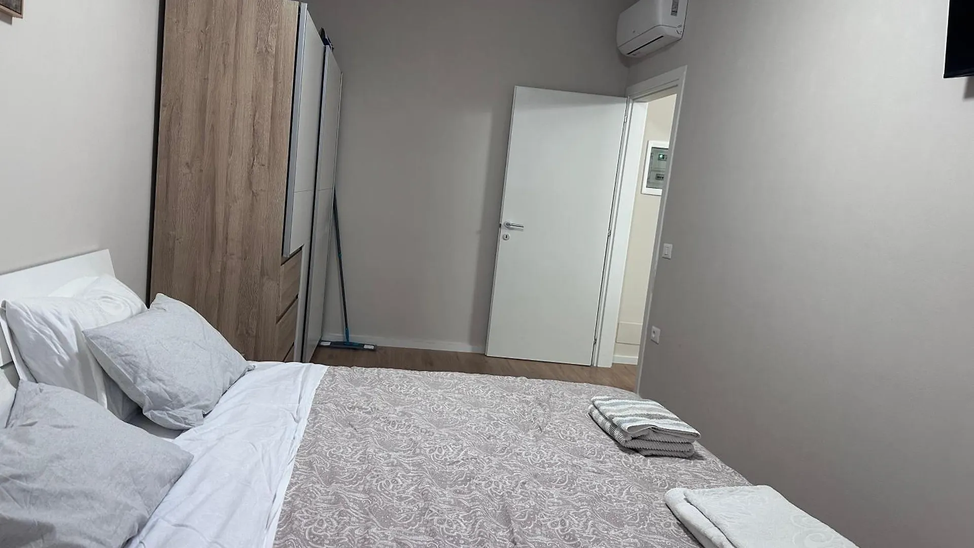 Sisi 1 Apartment Tirana Albánia